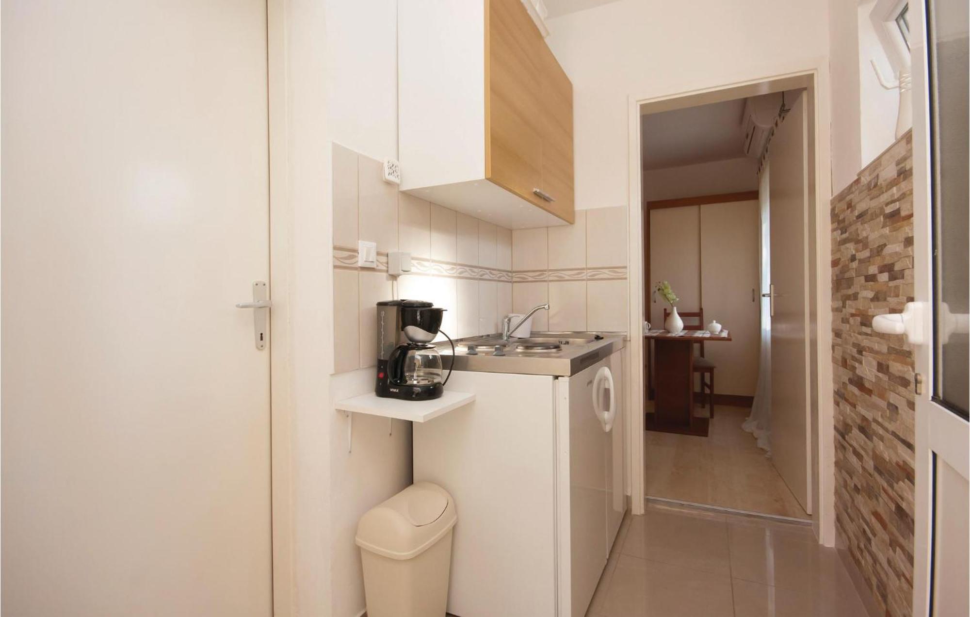 Nice Apartment In Raslina With House Sea View Buitenkant foto