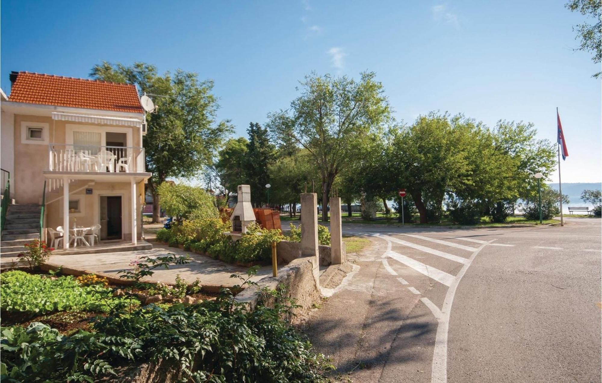 Nice Apartment In Raslina With House Sea View Buitenkant foto
