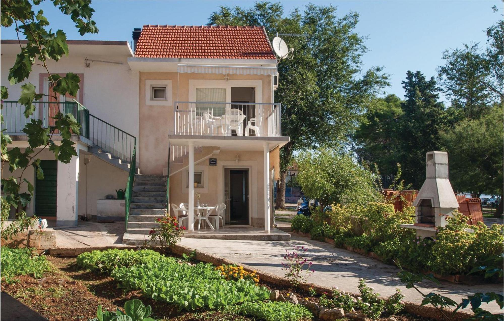 Nice Apartment In Raslina With House Sea View Buitenkant foto